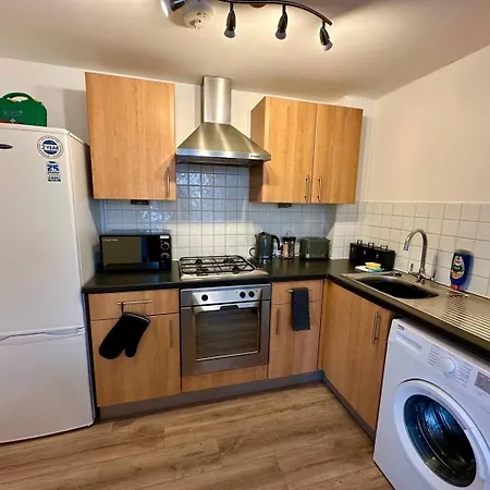 2Br City Side Apartment Belfast Buitenkant foto