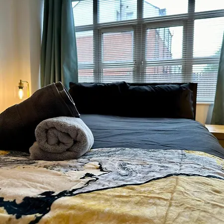 2Br City Side Apartment Belfast Buitenkant foto